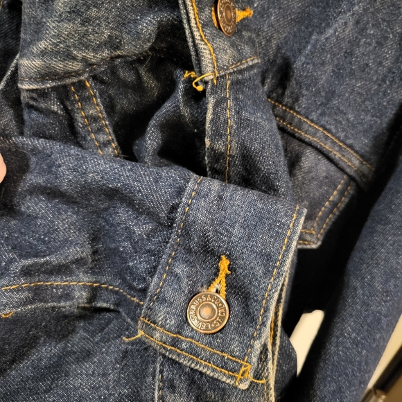Levi's Vtg 80s Denim Trucker Unisex Red Tab Jean Jacket sz 44 Single Red Stitch - Picture 4 of 5